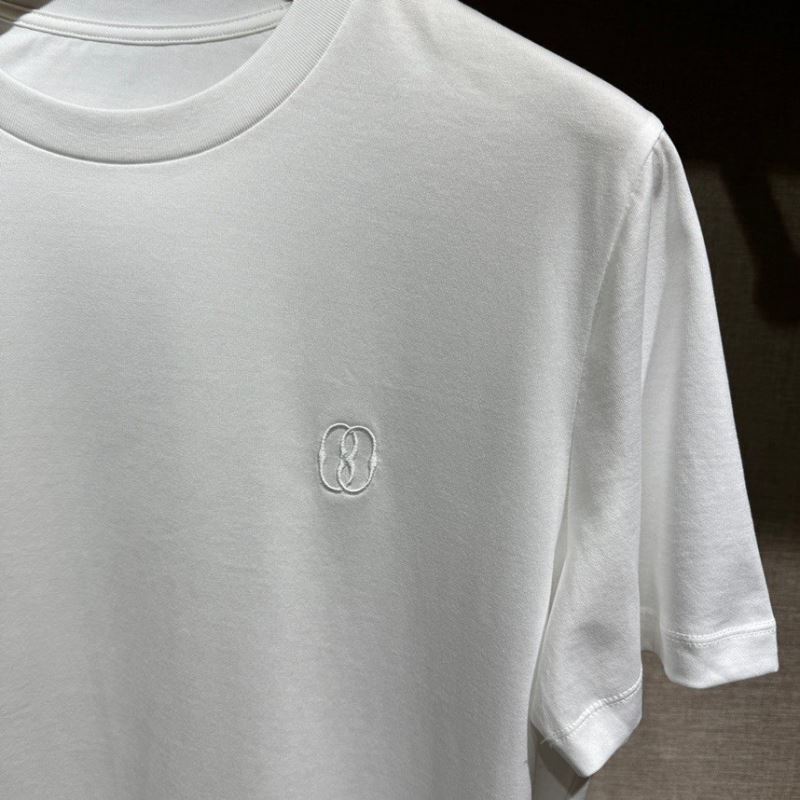 Unclassified Brand T-Shirts